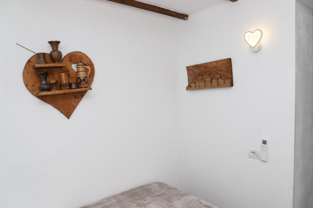 Guest House Maria - Berat Castle Exterior photo